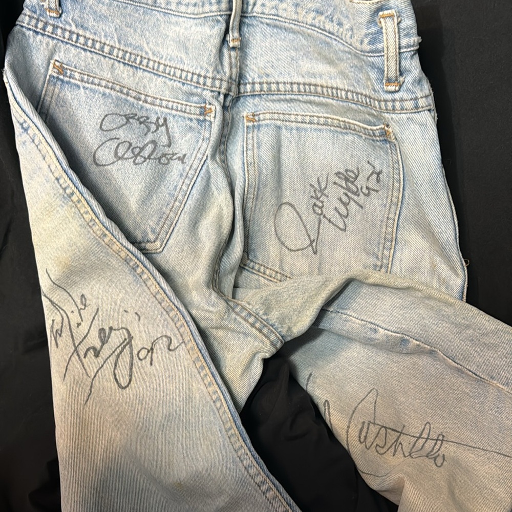 OZZY OSBOURNE, ZAKK WYLDE, MIKE INEZ, RANDY CASTILLO Autographed jeans 1992